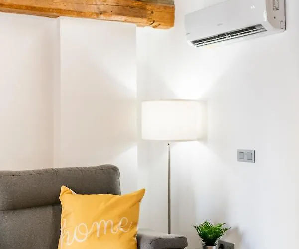 Wekey Homes Granada, Mesones