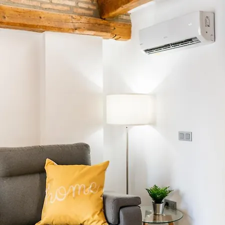 Wekey Homes Granada, Mesones