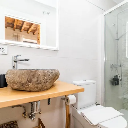 Wekey Homes Granada, Mesones Appartement *